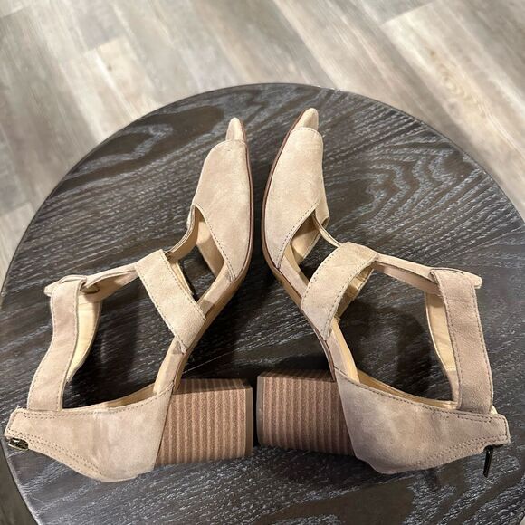 Clarks Deloria Fae (Sand Suede) Gladiator Sandal size 6 - Picture 3 of 7